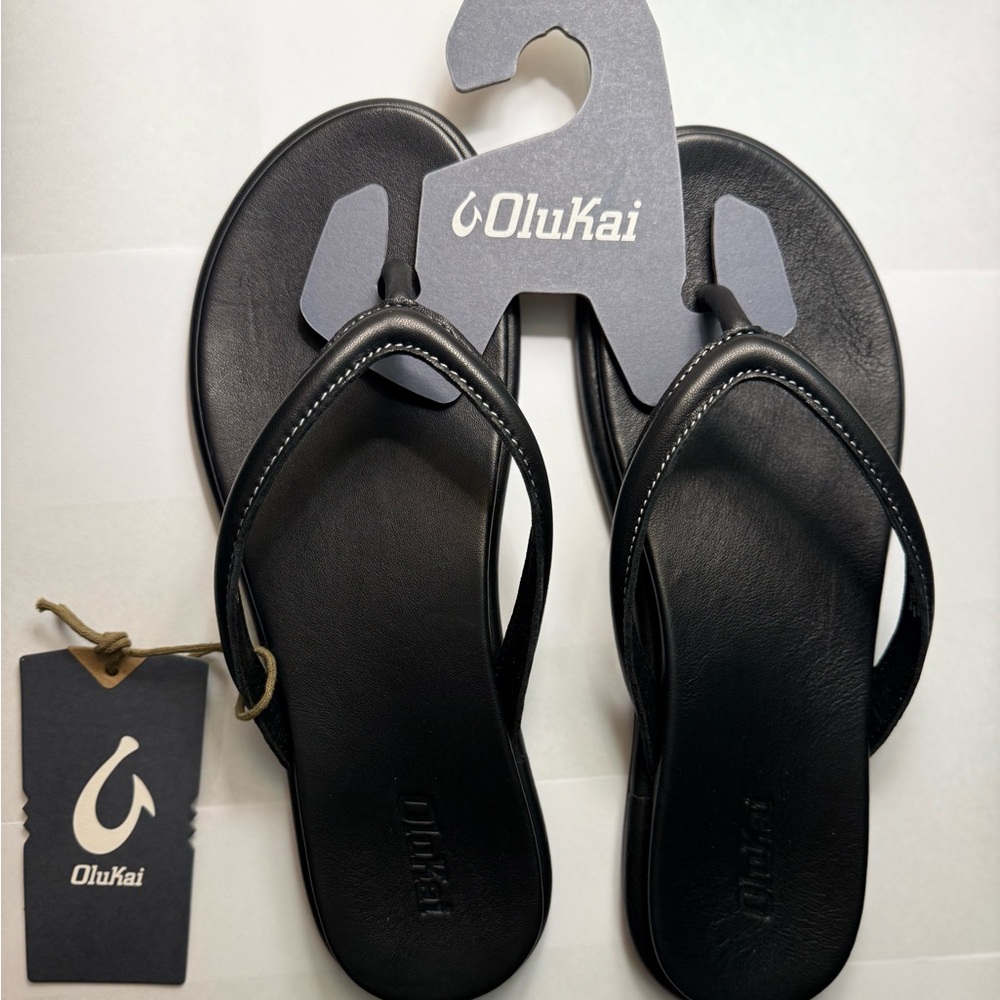 Olukai Tiare Flip-Flop Sandals- Black size 8 NWT